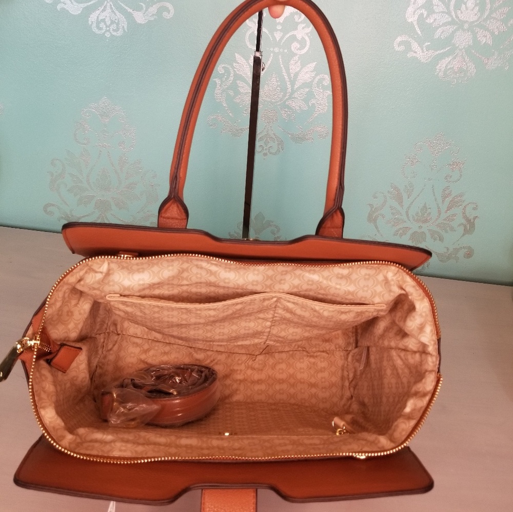 NWT Large Brown and Gold Python Handbag - Picture 5 of 5